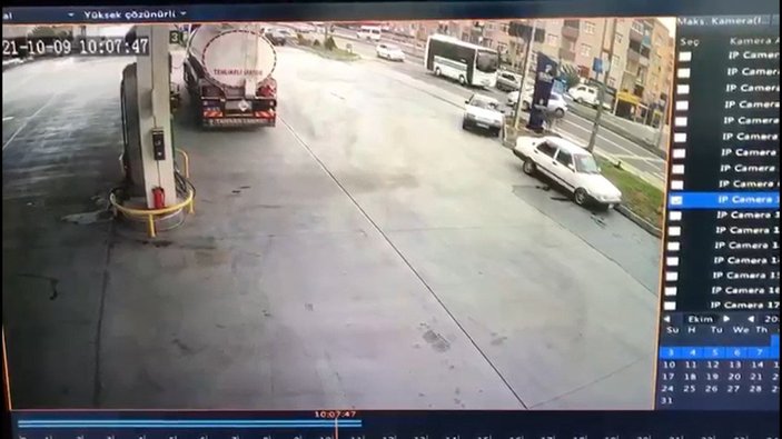 Zonguldak’ta el freni çekilmeyen araç, ana yola çıkıp kaza yaptı