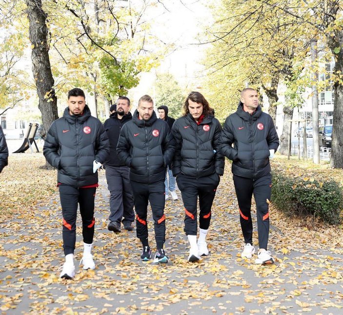 Milli Takım, Riga'da yürüyüş yaptı