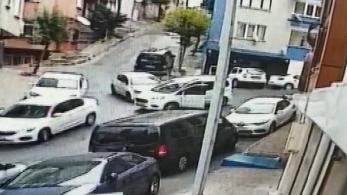 Şişli'de otomobil sürücüsüne silahlı saldırı