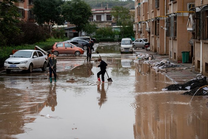 Çin'de sel, 2 milyon kişiyi yerinden etti