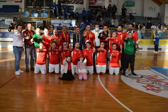 Down Sendromlular Futsal Milli Takımı Avrupa Şampiyonu oldu