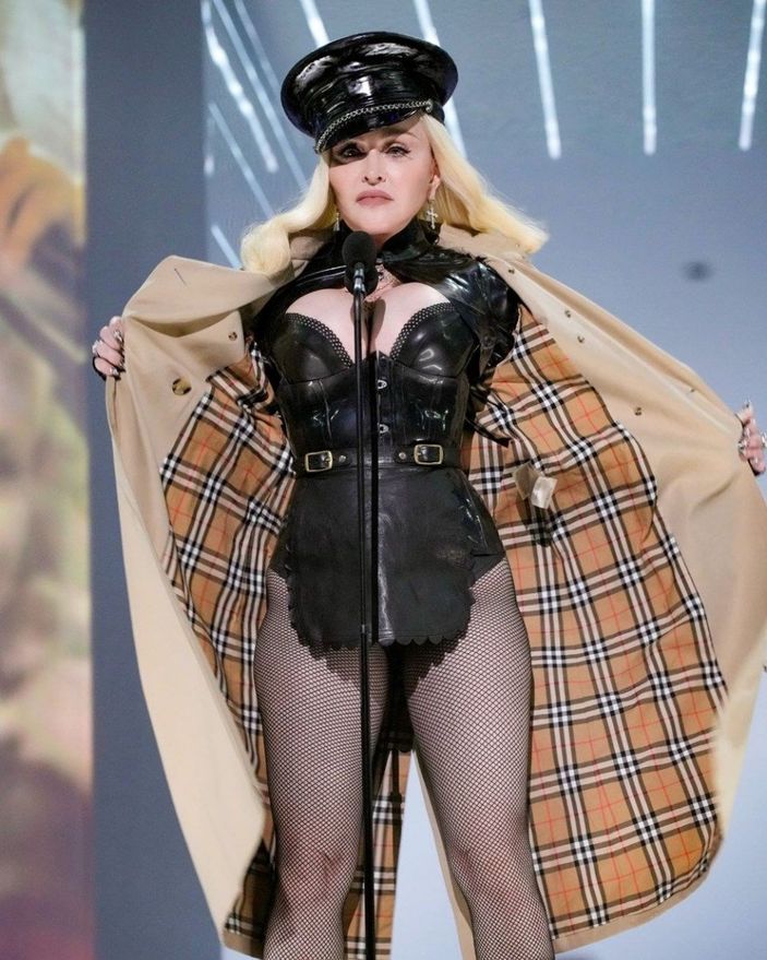 Madonna: Kendimi öldürmek istedim