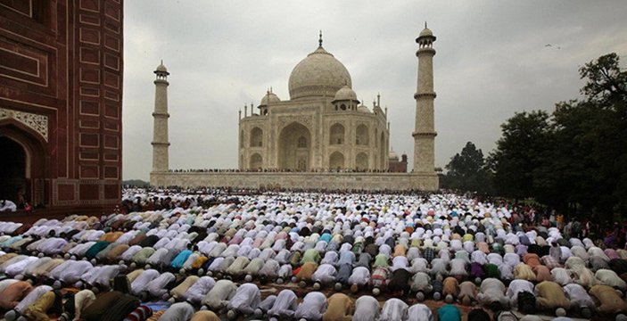 Hindistan'da bir köyde Müslüman aileler için cami inşa edilecek