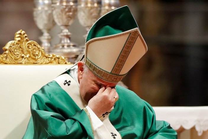 Papa Francis, Kilise reformu konusunda istişare başlattı