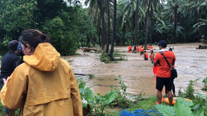 Filipinler’de tropikal fırtına: 9 ölü
