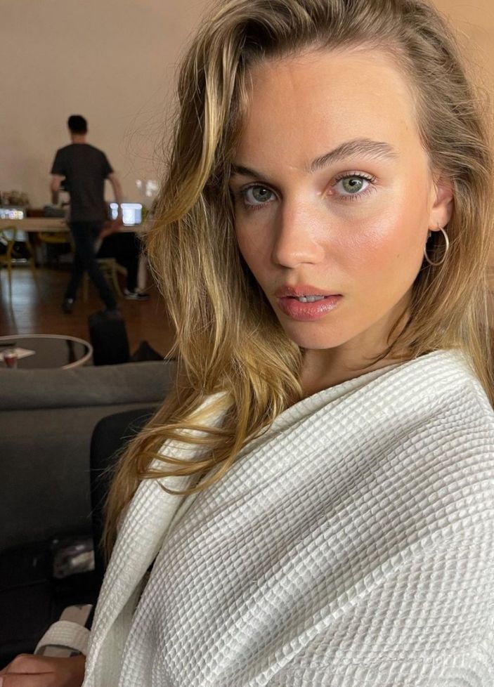 Oğuzhan Özyakup ve sevgilisinden ilk kare geldi! Beşiktaş camiasına 'yabancı yenge'