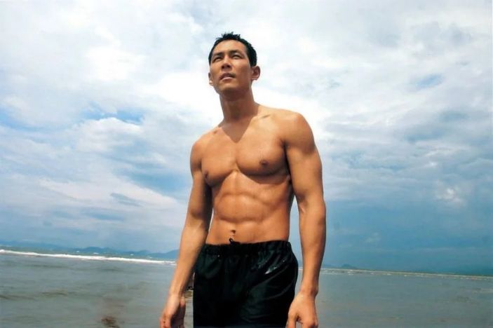 Değişimin bu kadarı! Squid Game'in 456'sı Lee Jung-jae'nin gençlik hali