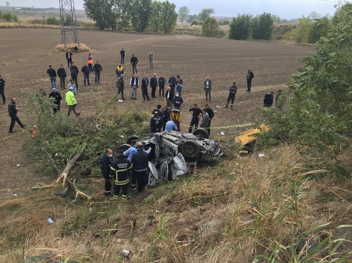 Tekirdağ’da otomobil takla attı: 3 ölü