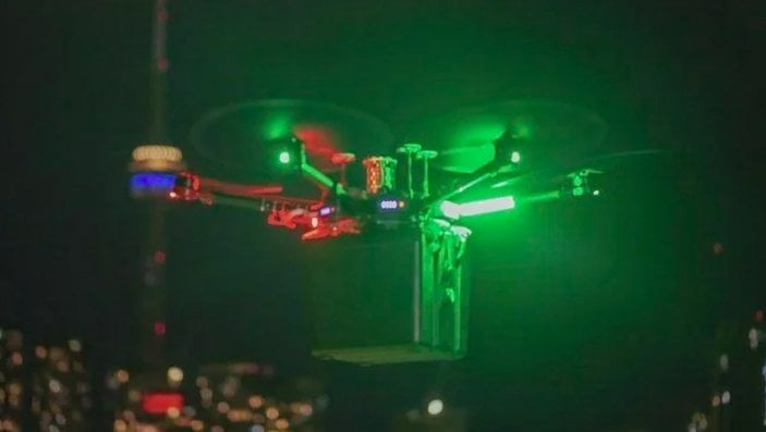 Kanada'da hastaya nakledilecek akciğer ilk kez drone ile taşındı