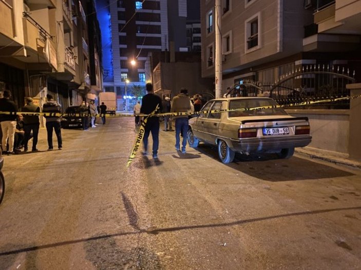 İzmir'de cinayet: Katil zanlısı kaçmaya çalışırken yakalandı