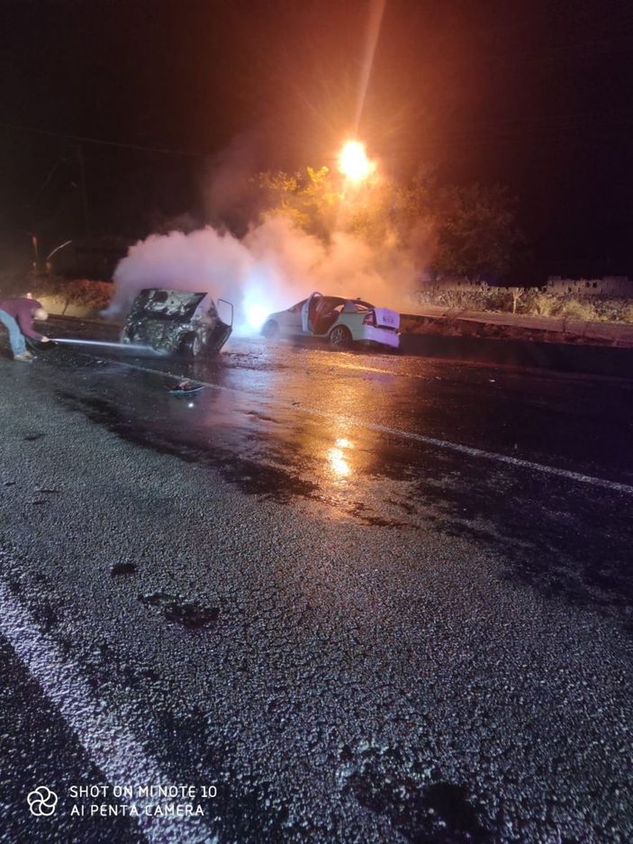 i Uşak'ta meydana gelen kazada 1 kişi yanarak hayatını kaybetti