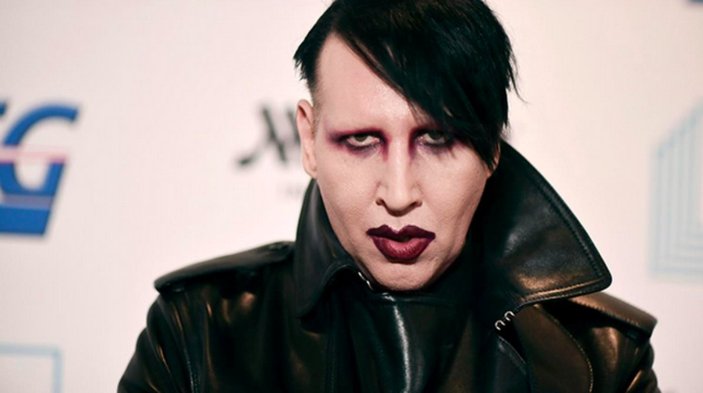 Marily Manson evini değiştiriyor