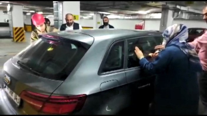 Esenler’de, 1 yaşındaki bebek otomobilde kilitli kaldı
