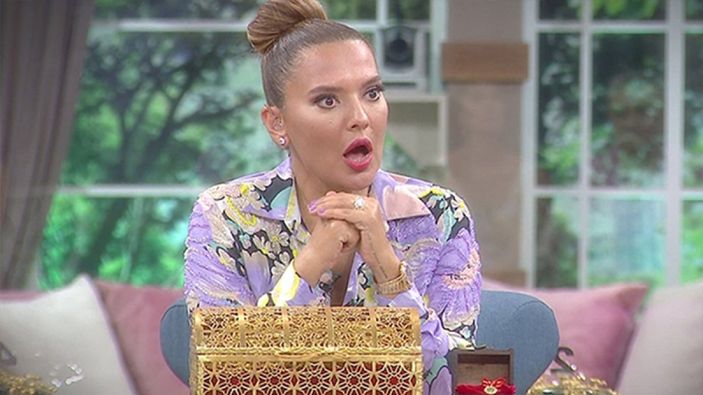 Gelinim Mutfakta Demet Akalın neden yok, yarışmayı kim sunuyor? İzleyenler şoke oldu