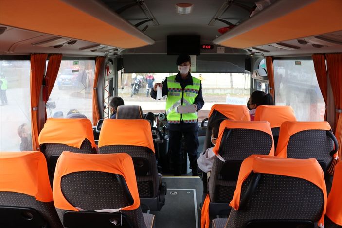 Bolu'da okul servislerine yönelik denetimler sürüyor