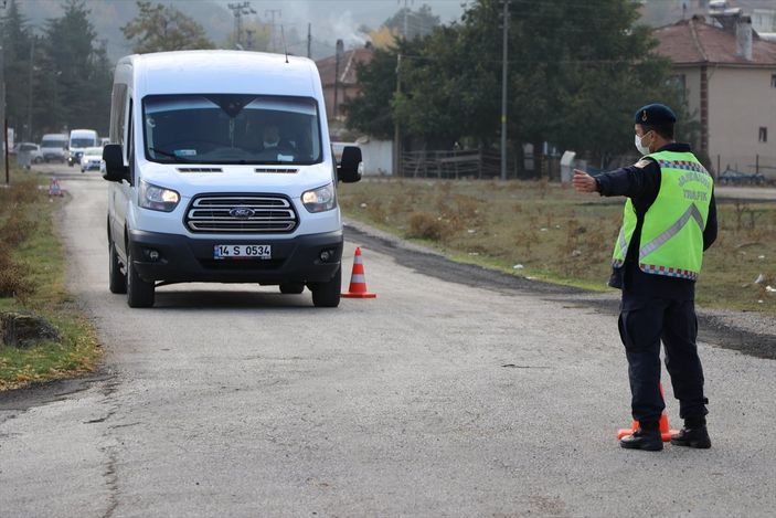 Bolu'da okul servislerine yönelik denetimler sürüyor