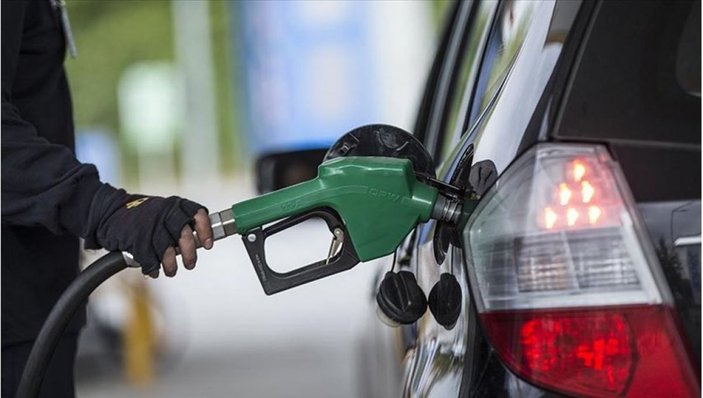 Bu geceden itibaren başlıyor! Zamlı benzin ve motorin fiyatları 2021