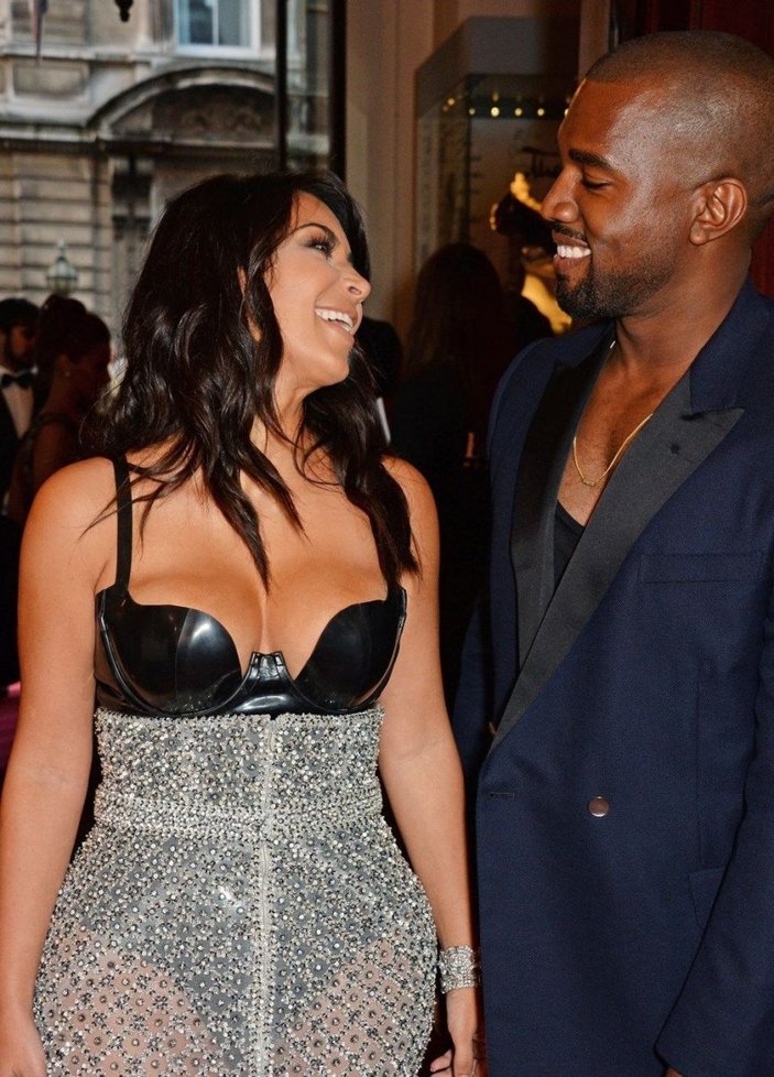 60 milyon dolarlık ev Kim Kardashian'a kaldı