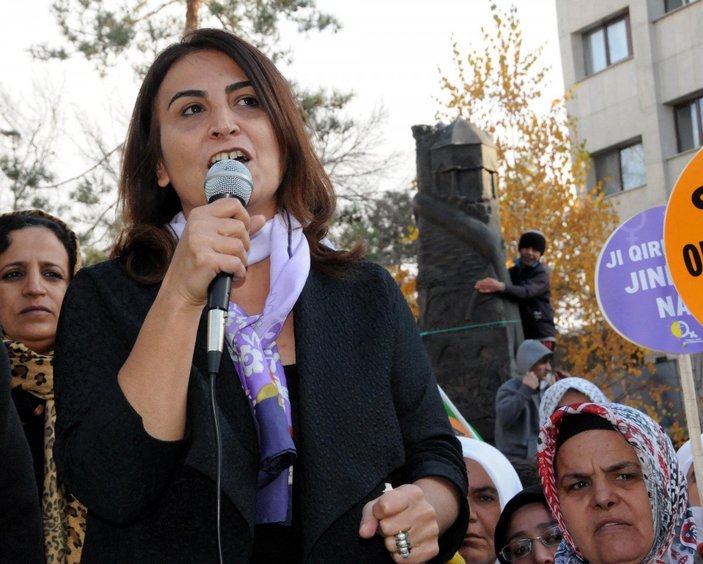 HDP’li Aysel Tuğluk'a 1 yıl 8 ay hapis cezası