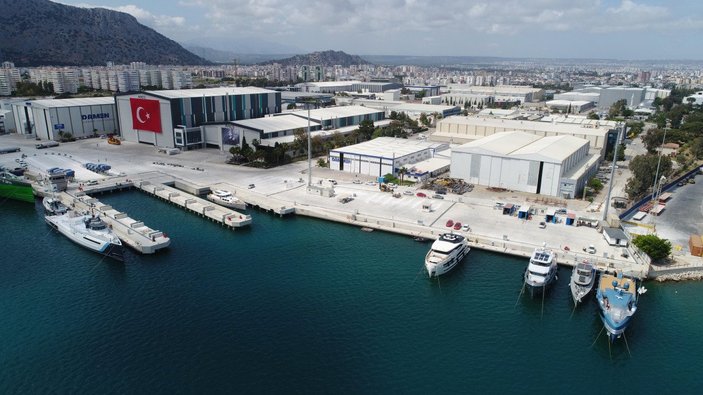 Antalya'da süper lüks yat merkezinde istihdam sorunu yaşanıyor