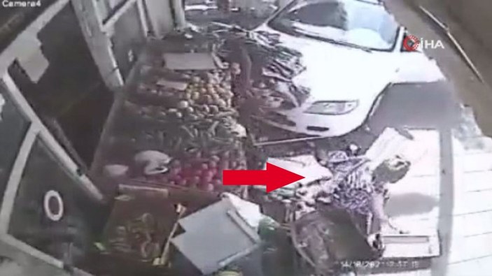 İsrail’de aracın çarptığı kadın hiçbir şey olmamış gibi alışverişe devam etti