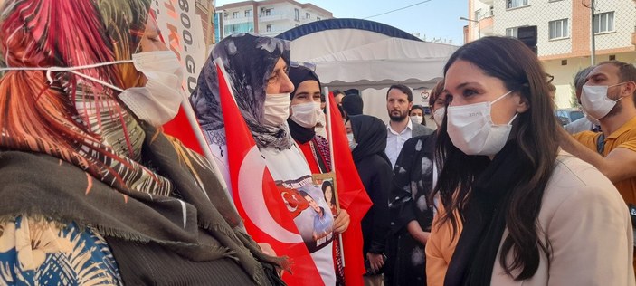 AK Partili Karaaslan'dan Diyarbakır annelerine ziyaret