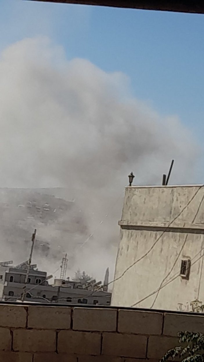 Esad rejimi İdlib'i vurdu: 3 sivil öldü