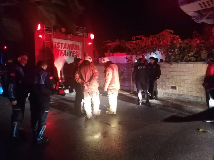 Silivri'de kaçak elektrik kablosu yangın çıkardı