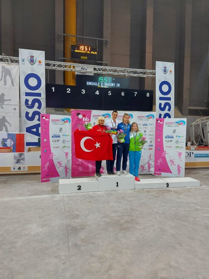 Dünya Bocce Şampiyonası'nda Buket Öztürk'ten altın, İnci Ece Öztürk'ten gümüş madalya