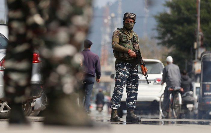 Hindistan’ın Cammu Keşmir bölgesinde çatışmalar: 8 ölü