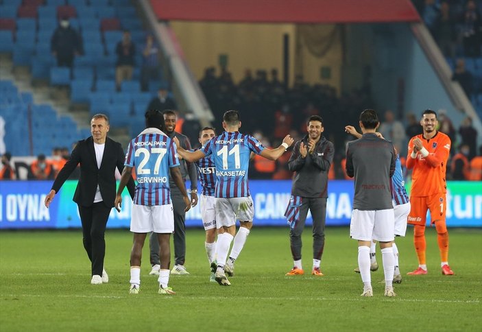 Trabzonsporlu oyuncular kolbastı oynadı