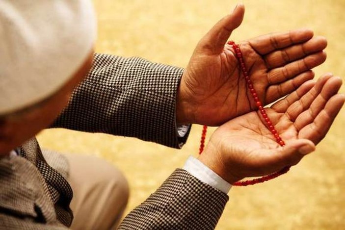Mevlid Kandili'nde okunacak dualar nelerdir? Mevlid Kandili duası Türkçe ve Arapça okunuşu