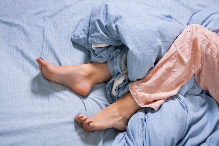 Geceleri uyumakta güçlük çekmenin altında yatan 7 neden