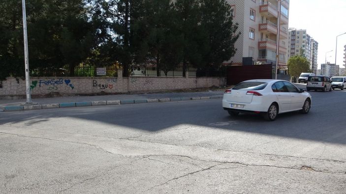 Diyarbakır’da 17 yaşındaki genç, ‘yan bakma’ kavgasında öldürüldü