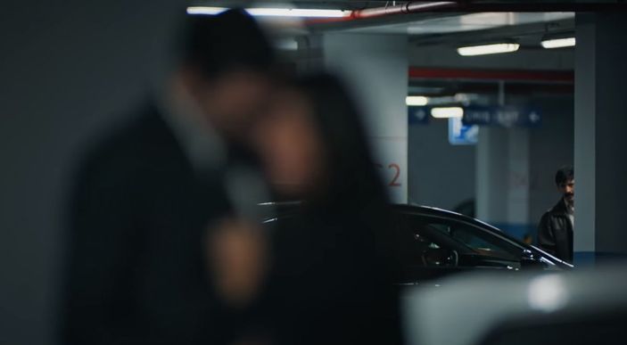 Camdaki Kız 16. bölüm 2. fragmanı: Feride Cana'yı boğuyor!