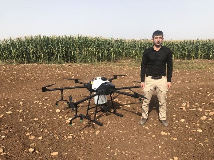 i Mardin’de tarlalar drone ile ilaçlanmaya başladı