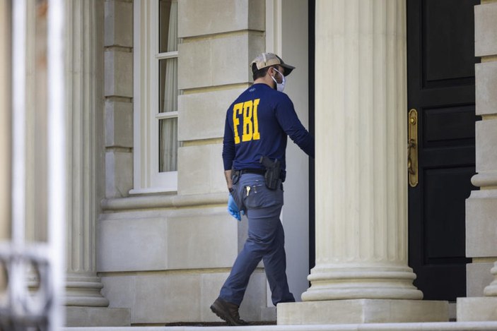 ABD'de FBI, Putin'e yakın Rus iş adamının evini bastı