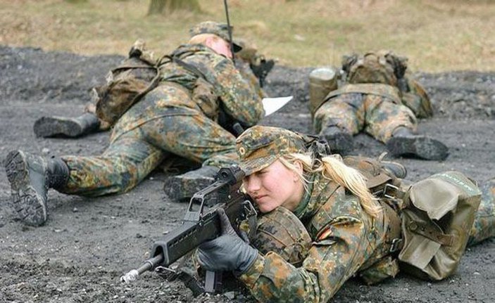 Kadınların askerlik yaptığı ülkeler