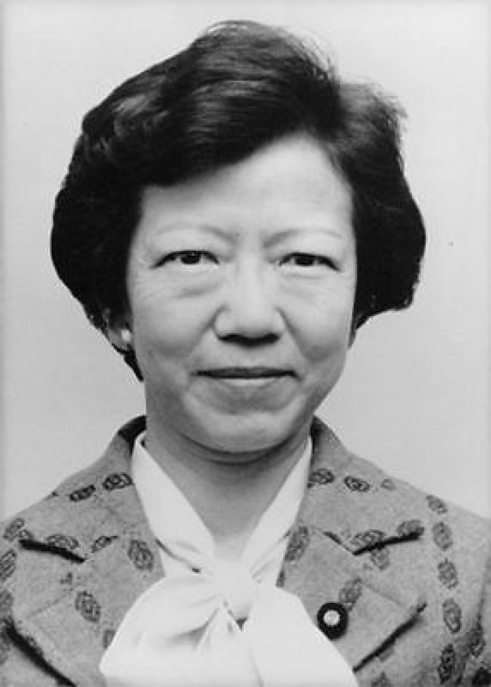 Japonya ilk kadın hükümet sözcüsü yaşamını yitirdi