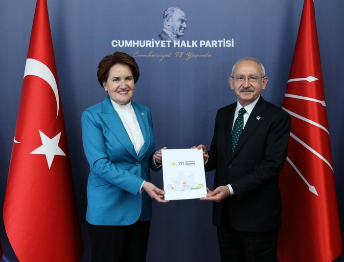 Kemal Kılıçdaroğlu ve Meral Akşener bir araya geldi