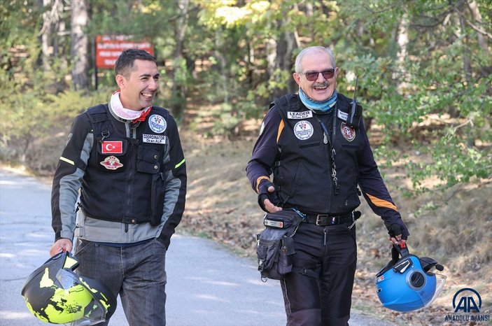 Üç kuşaktır motosikletten inmeyen Alp ailesi, bu tutkuyu çocuklarına da aşılıyor