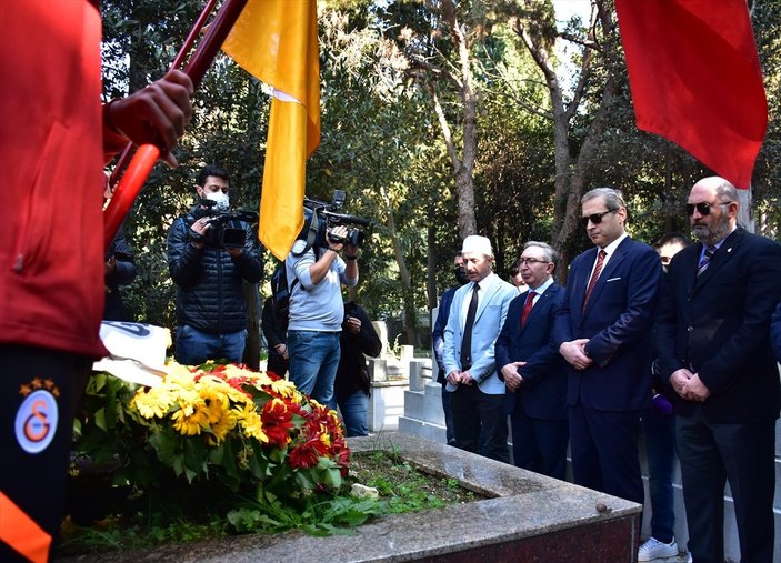Galatasaray kurucusu Ali Sami Yen, mezarı başında anıldı