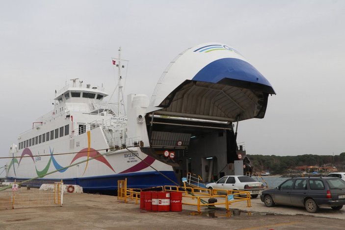 Gökçeada-Kabatepe feribot seferleri iptal edildi
