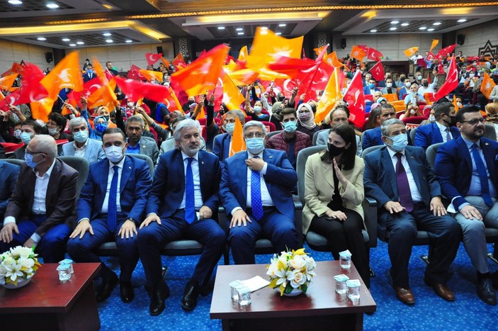 AK Partili Vedat Demiröz'den ekonomik eleştirilere yanıt