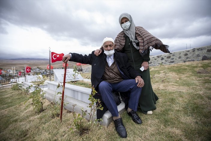 Erzurum'da PKK'nın katlettiği 33 kişi anıldı