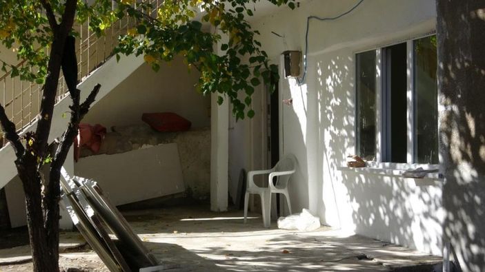 İ Van’da komşuların desteğiyle ev sahibi oldu