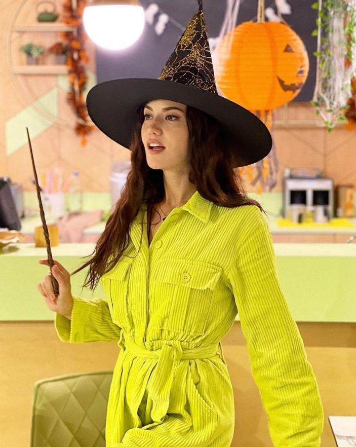 Alparslan: Büyük Selçuklu dizisinin Akça'sı Fahriye Evcen cadı oldu! İşte o kareler