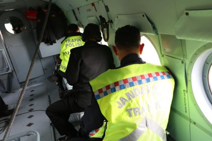 Konya'da trafik kurallarına uymayan sürücüler helikopter ile denetlendi