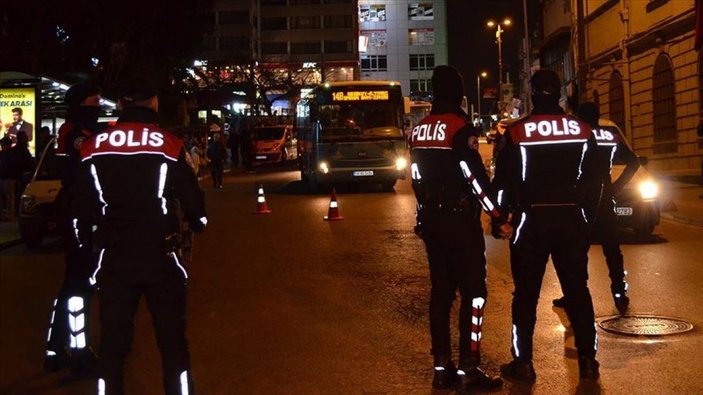 Ankara'da ekiplerden asayiş denetimi: 1444 kişiden 242'si tutuklandı