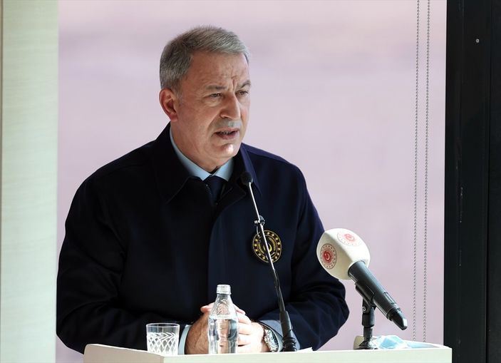 a Hulusi Akar: Terörist neredeyse hedefimiz orası